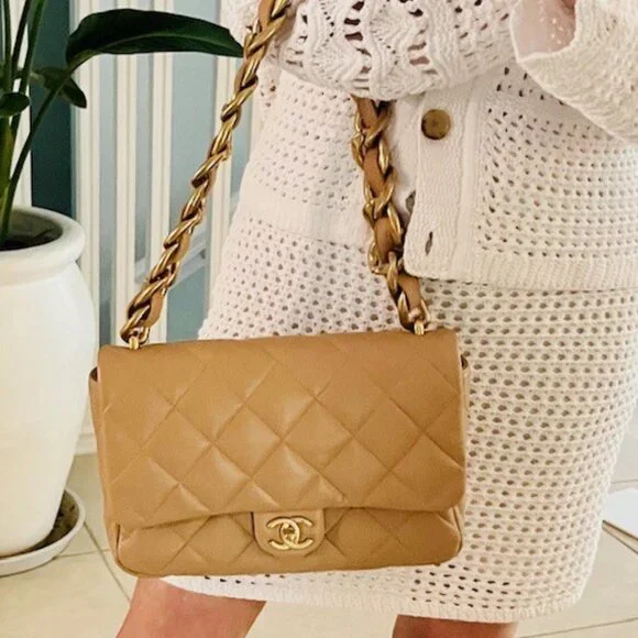 Chanel Funky Town Flap bag - Picture 5 of 16